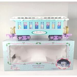 Precious Moments Sugar Town Express Train Passenger Car Enesco 1996  192406